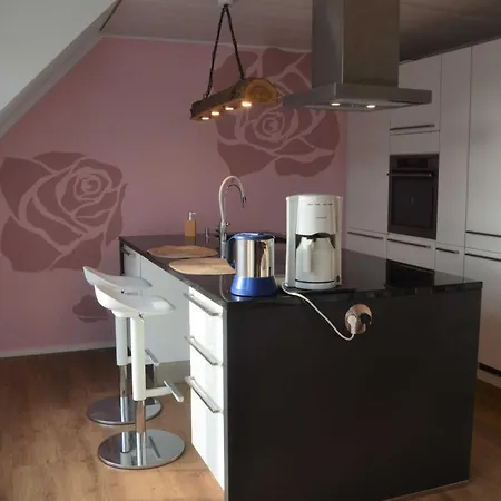 Schnopp Apartment *